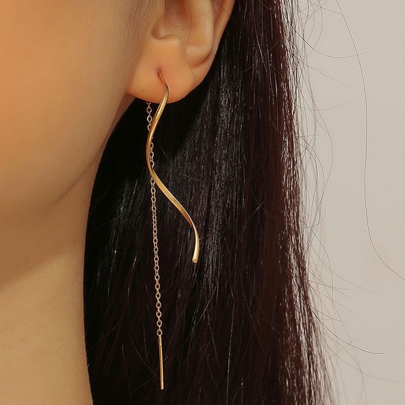 18K Silver Plated Elegant Teardrop Earrings - Picture 1 of 6
